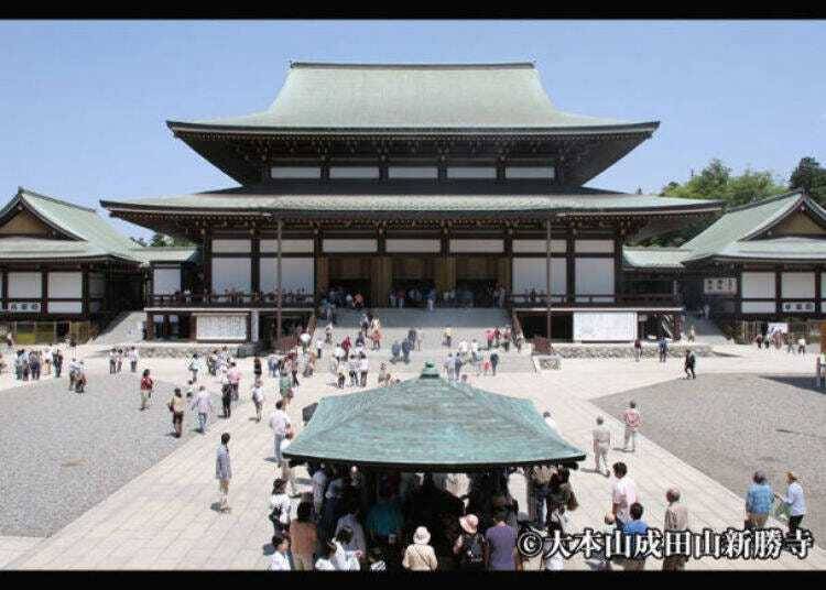 ①到日本新年初一到初三期間吸引300萬人的「成田山新勝寺」參拜