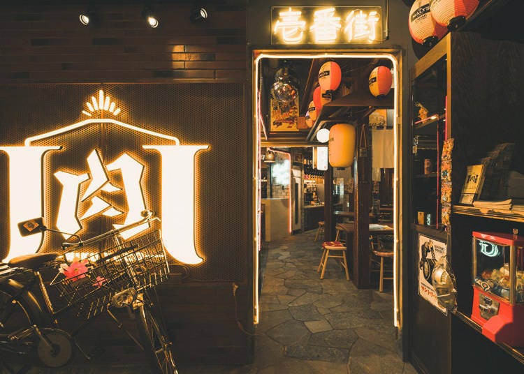 Enjoy Buta Yarou’s famous veggie rolls in a truly Japanese-style restaurant!