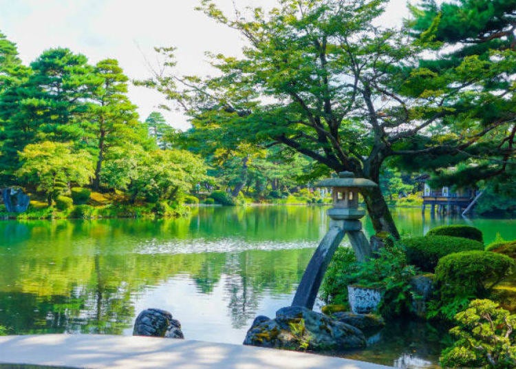 3. Strolling Garden (Kenrokuen, Kanazawa)