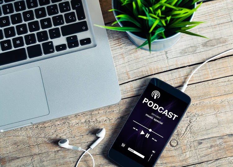2. ラジオにポッドキャスト。耳から英語に慣れる