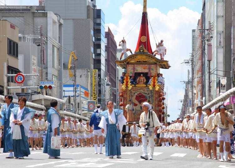 교토 기온 마쌓리 참가를 강력 추천합니다. (사진: Sergii Rudiuk / Shutterstock.com)