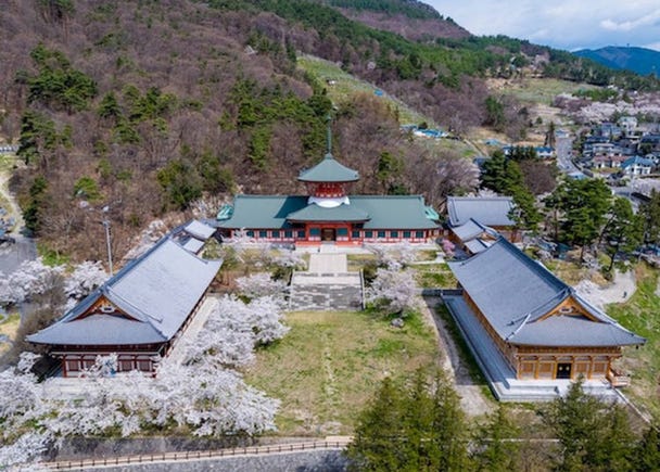 日本中部櫻花景點④凝聚日本人信仰之心1400載的象徵-「信州善光寺」