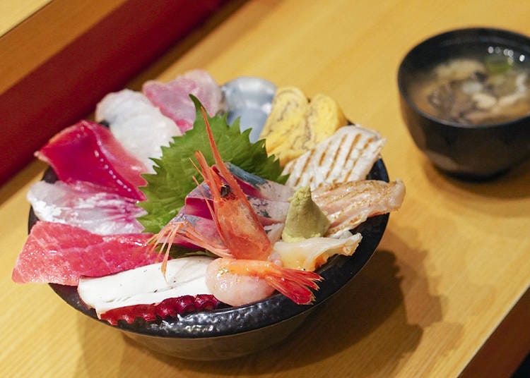 Iki Iki-tei donburi (miso soup included) \2200