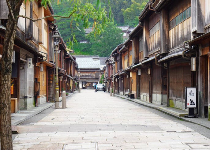 Golden Ice Cream A Shining Bathroom Kanazawa S Best Gold Leaf Gourmet And Sightseeing Spots Live Japan Travel Guide