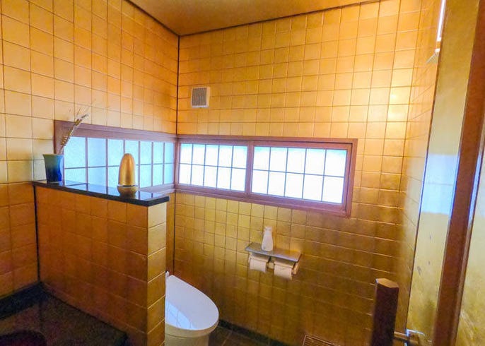 Golden Ice Cream A Shining Bathroom Kanazawa S Best Gold Leaf Gourmet And Sightseeing Spots Live Japan Travel Guide