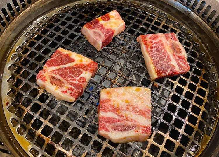 南国黒牛骨付きカルビ