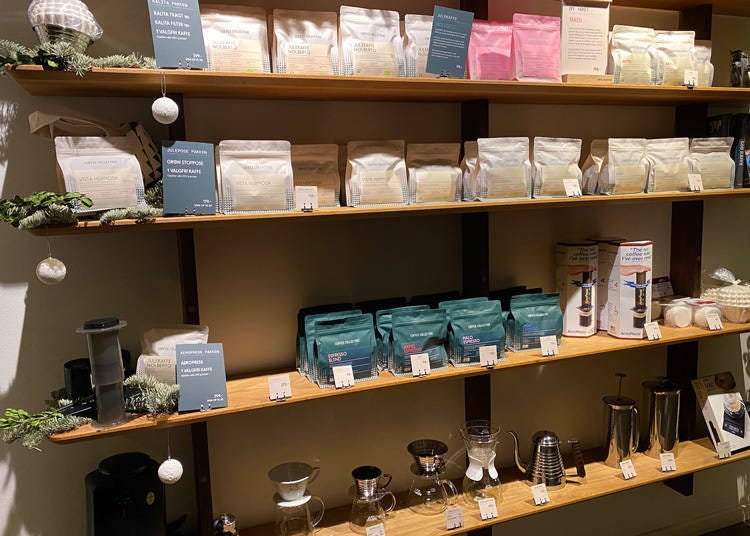 「Coffee Collective」店面所陳列的咖啡豆
