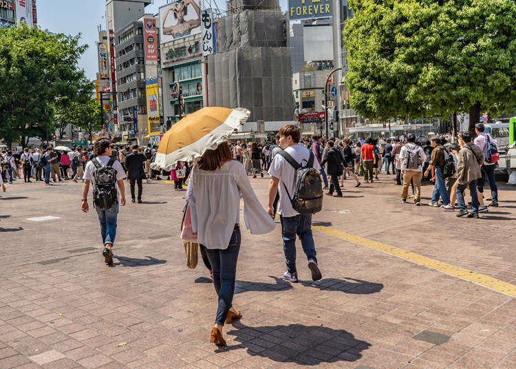 日本人為何在夏天還穿長袖長褲？日本人對氣候的體感和我們不一樣？