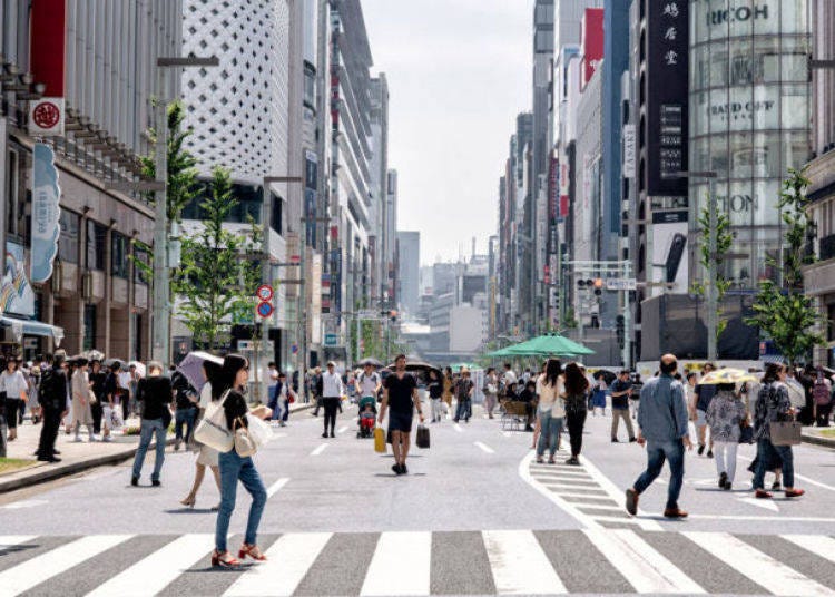 19. Enjoy strolling around the streets and shopping at Ginza