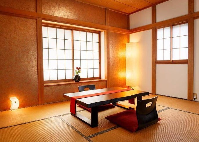 Relaxing in Style: The Kotatsu on Tatami Experience - Japanese Tatami Room