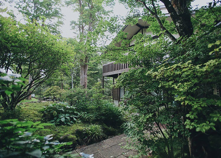 ２．「満来箱根山荘」の200平米もある山荘で、温泉と和の空間に癒やされる