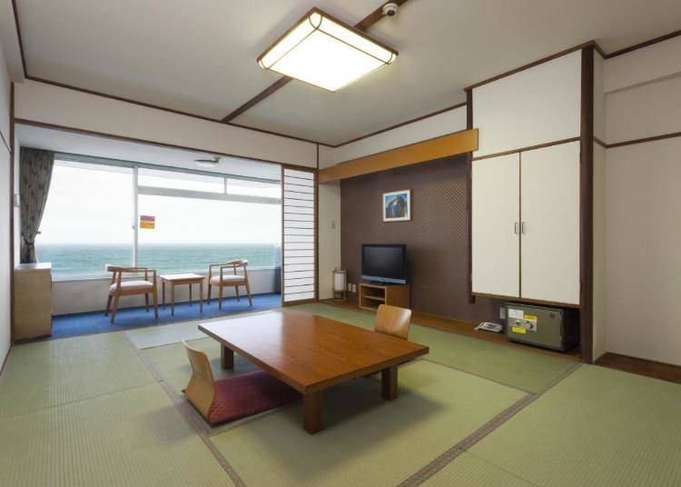太平洋が一望できる客室（画像提供：Booking.com）