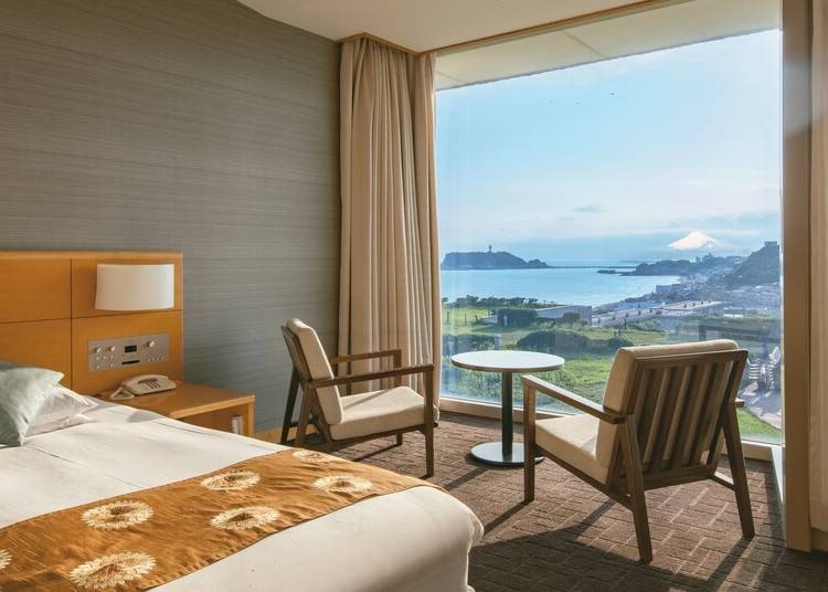 A Hollywood Twin Room, overlooking Sagami Bay and Enoshima, with a view of Mt. Fuji on a clear day