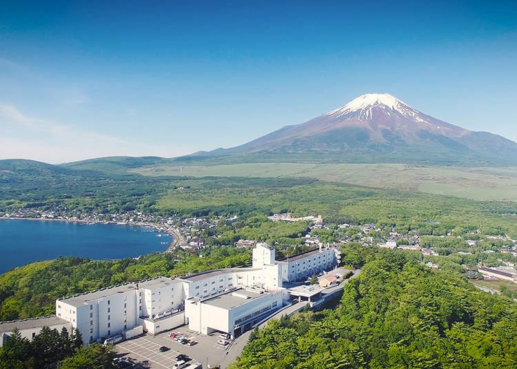 The location overlooks Mt. Fuji and Lake Yamanaka