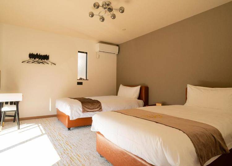 Large Villa Bedroom (Photo: Booking.com)