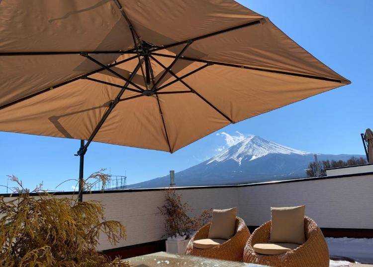 The rooftop offers an up-close and personal view of Mt. Fuji (Photo: Booking.com)