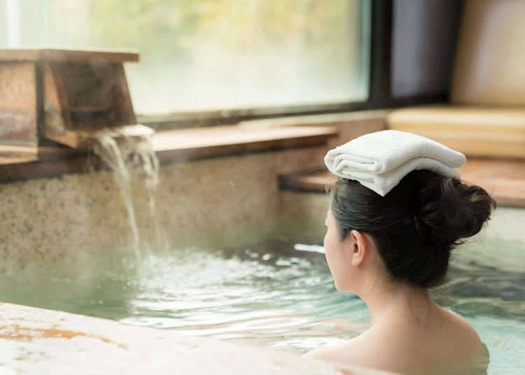 Simple Beauty Tricks at the Hot Spring - Recommended by a Japanese Beauty Researcher!