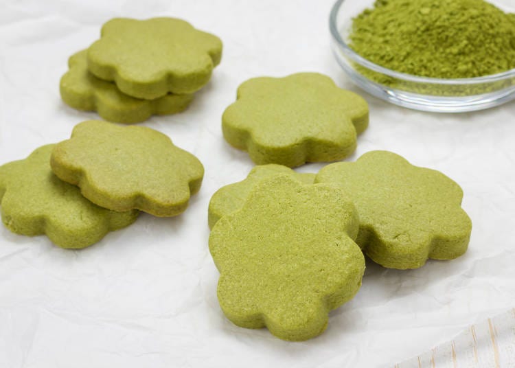 5.日本を代表する抹茶味&梅味が人気「お菓子」