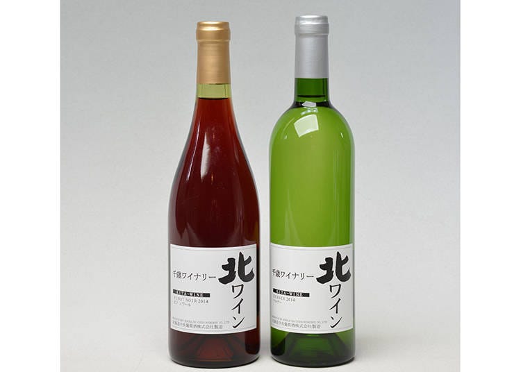 Kerner (on the right), Pinot Noir (on the left)