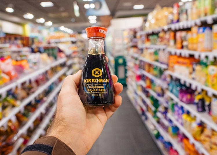 A popular soy sauce in both Japan and foreign countries. Hadrian / Shutterstock.com