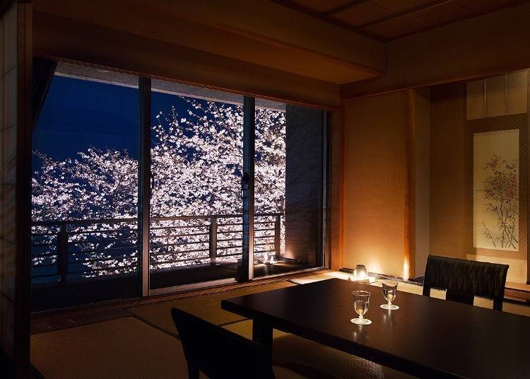 There are also rooms with cherry blossom views.