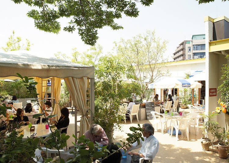 2. AOI NAPOLI - A Garden Pizzeria Adored by Locals