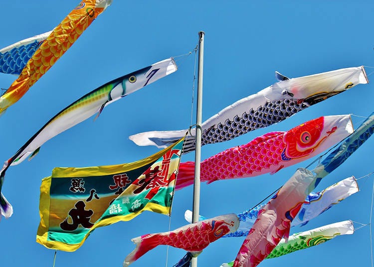The saury-shaped windsock and the flagpole with a large catch of fish are symbolic of the friendly relationship between Tokyo Tower and Ofunato City in Iwate Prefecture. *This image is for illustration purposes