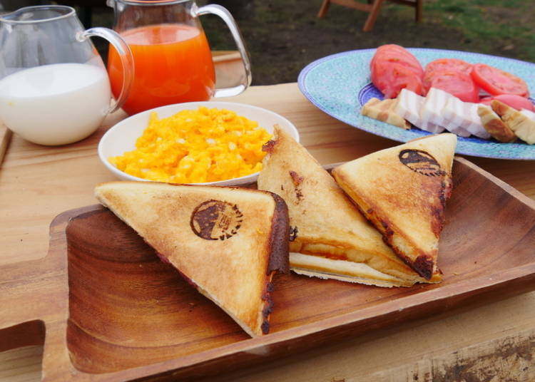 The Mt. Fuji Satoyama Vacation logo is also cutely toasted onto the sandwiches!