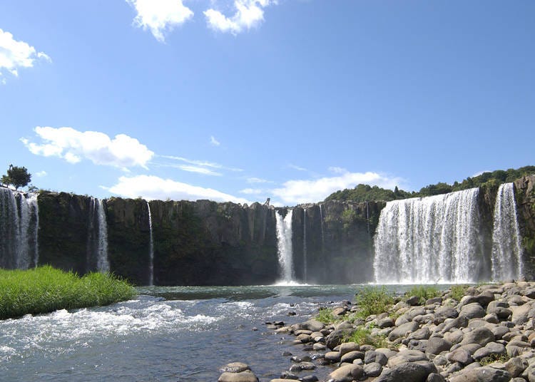 5. Harajiri Falls