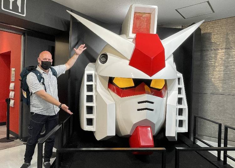 "Narita Anime Road" - Gundam at Narita Airport? A Social Media Sensation!