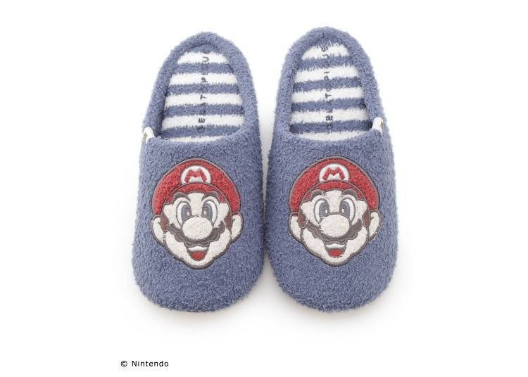 室內拖鞋 © Nintendo