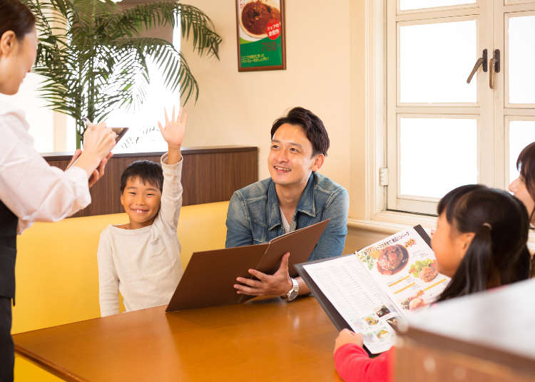 외국인의 시각으로 본 일본의 서비스 정신! 그 장소는 ‘일본의 패밀리 레스토랑’