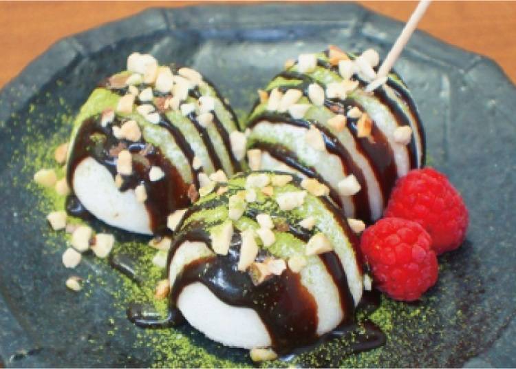 The Takoyaki Yukimi Daifuku from Osaka. Photo courtesy of Lotte Co., Ltd.