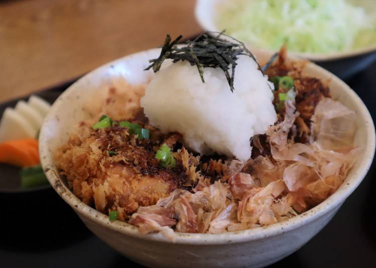 ■깔끔하고 담백한 맛이 매력! 오리지널 ‘쇼유 가츠동’ : 돈카츠 다케신 (요요기우에하라)