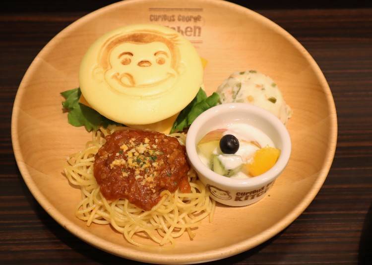 The Chef’s Recommendation! Yokubari Burger and Pasta Plate (1,680 yen)