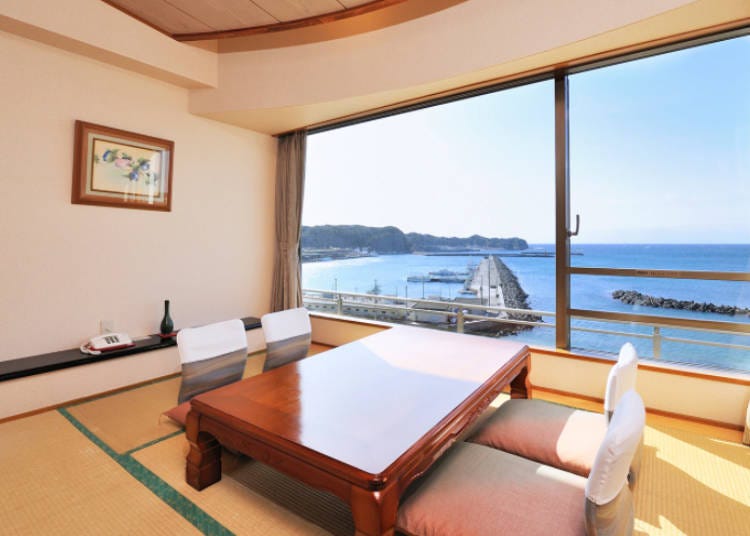 客室の一例(基準室:和室6畳+2ベッドルーム 約45㎡和洋室)