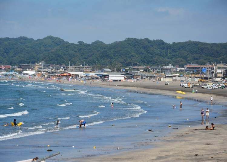 The Yuigahama Beach area (Image: PIXTA)