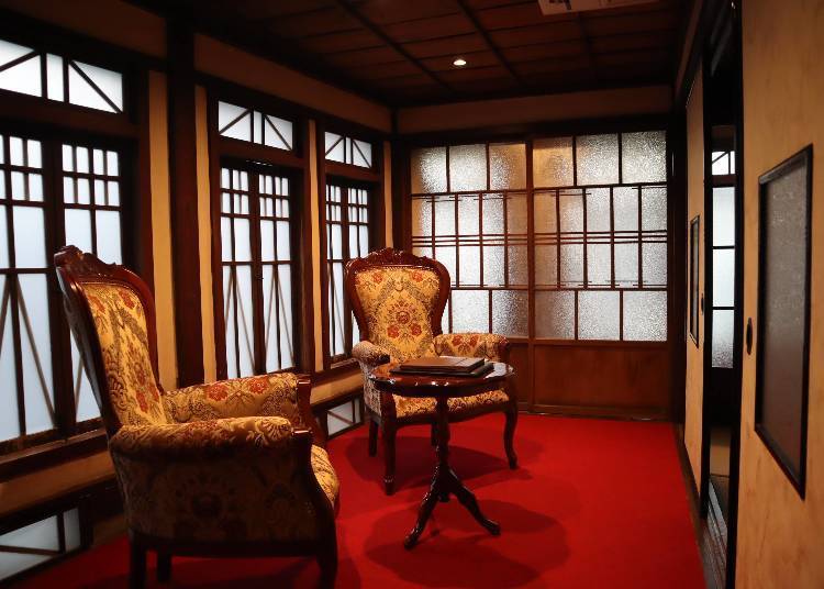 The interior of KOIKE/MIYATANI Room 203