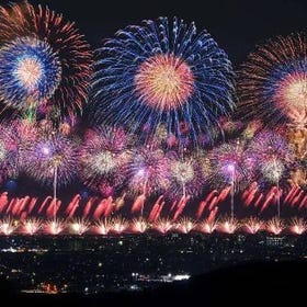 日本の花火の歴史や種類と有名花火大会を紹介！