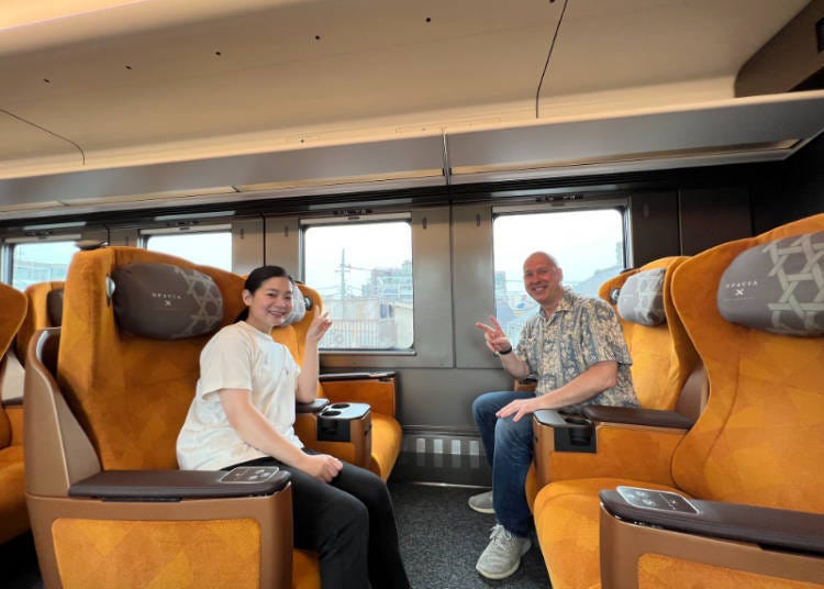 Impressions of Two Riders: The Charm and Advantages of the New Limited Express Train SPACIA X