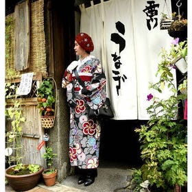 Asakusa Kimono & Yukata Experience｜Sakura Photo Studio Vintage Lace Kimono & Free Hair Styling
Photo courtesy of kkday