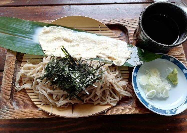 Soba dengan yuba juga merupakan hidangan yang sangat disyorkan di Nikko. (Foto: PIXTA)