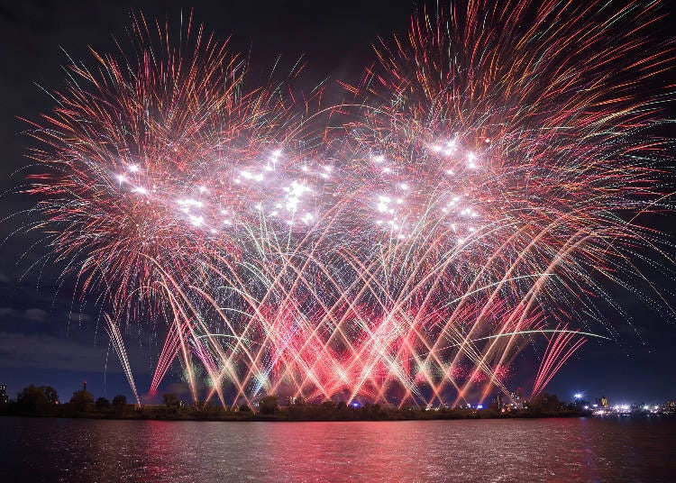 Kita-ku Fireworks Festival (Image: PIXTA)