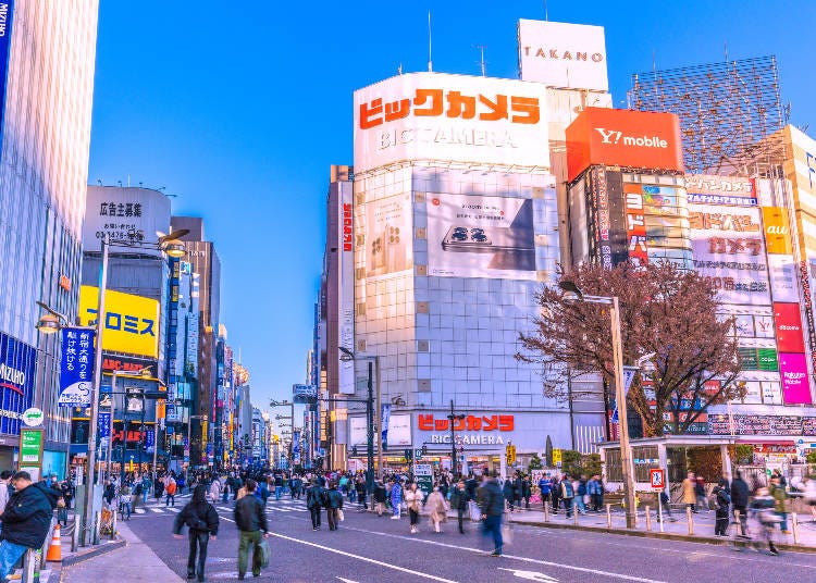 新宿駅周辺 画像素材:PIXTA