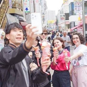 Harajuku Kawaii Fashion & Pop-culture Tour
Details & Bookings ▶
(Photo/activity provider: Viator)