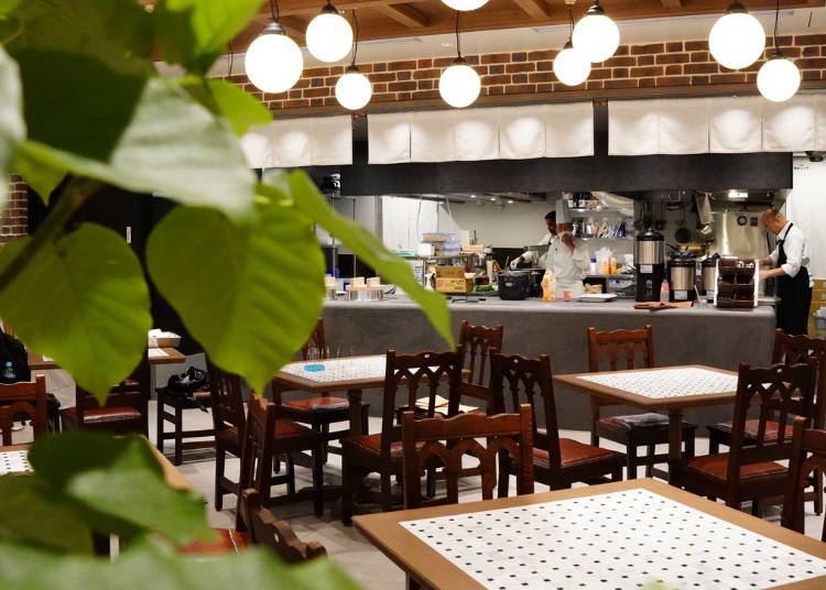 Restaurant: Dinner and Breakfast at YŌSHOKU-YA GINZA LAMP-TEI