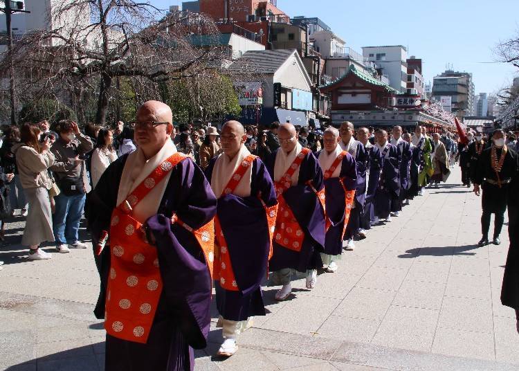 센소지: 본존 시현회 (아사쿠사)