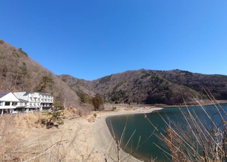 Shoji Lake Hotel: A Lakeside Retreat on the Shores of Lake Shoji