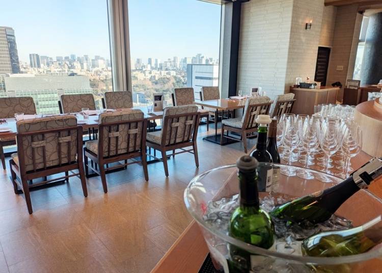 Southern Tower Dining: All-Day Dining with an Urban View