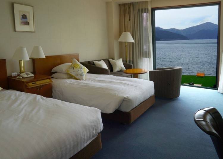 Check into a Room with Breathtaking Views of Mount Fuji and Lake Ashinoko